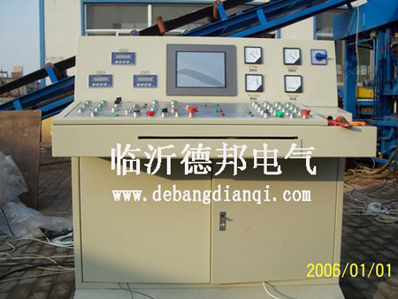 PLC、觸摸屏控制系統(tǒng)214